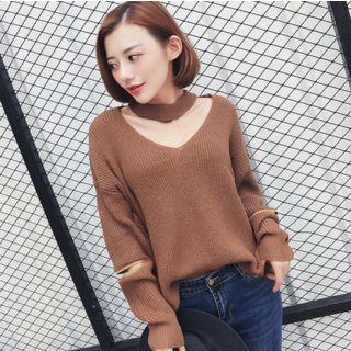 Zip Detail V-neck Chunky Knit Sweater