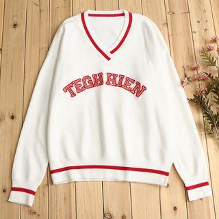 Letter V-neck Long-sleeve Knit Top