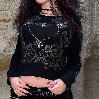 Long-sleeve Graphic Print Crop Top