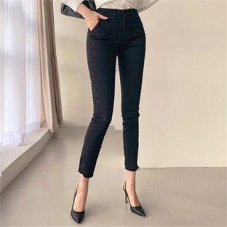 Dark Washed Skinny Jeans