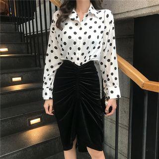 Dotted Shirt / Velvet Fitted Skirt