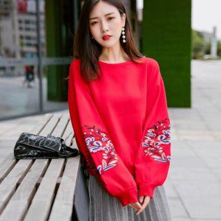 Embroidered Ball-sleeve Sweater