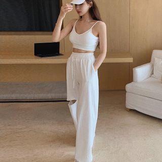 Ribbed Cropped Camisole Top / Ripped Sweatpants