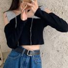 Asymmetric Contrast Panel Cold-shoulder Cropped T-shirt As Shown In Figure - One Size