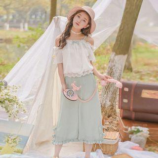 Set: Tasseled Off Shoulder Short Sleeve Top + Bow Accent Culottes