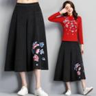 Floral Embroidered Wide-leg Cropped Pants