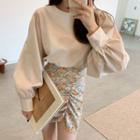 Lantern-sleeve Blouse / Floral Print Ruched Mini Pencil Skirt