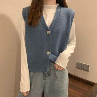 Long-sleeve Mock-neck Knit Top / Button-up Knit Vest