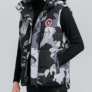 Padded Camouflage Print Vest