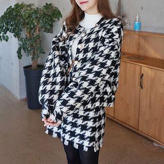 Set: Faux-pearl Button Houndstooth Jacket + A-line Skirt