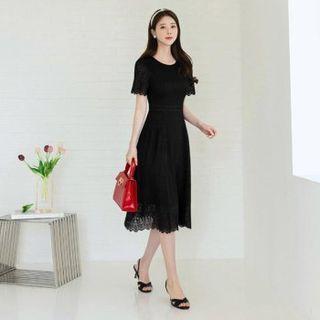 Scallop-edge Flared Midi Lace Dress