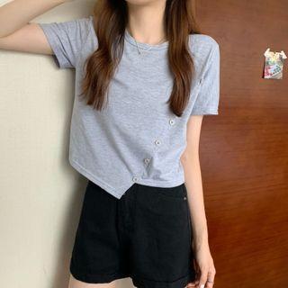 Short-sleeve Asymmetrical Button-accent Cropped T-shirt