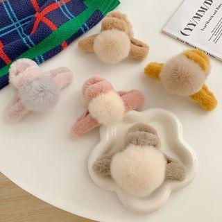 Pom Pom Fleece Hair Claw