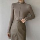 Slit-back Lettuce-edge Top