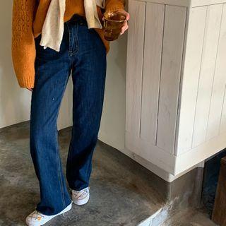 Wide Leg Jeans / Pointelle Knit Sweater