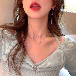 Buttoned Faux Pearl Layered Choker White - One Size
