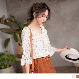 Bell Sleeve V-neck Print Ruffled Top