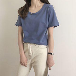 Plain Short-sleeve U-neck T-shirt