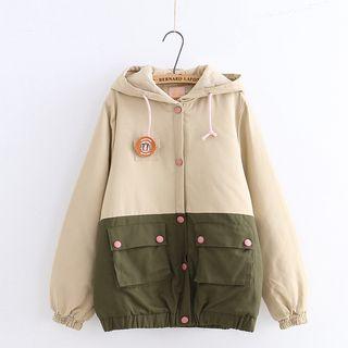 Hooded Badge Two-tone Button Jacket