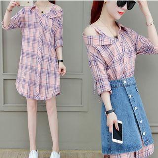Set: Cold Shoulder Long-sleeve Plaid Top + Fray Hem Denim Skirt