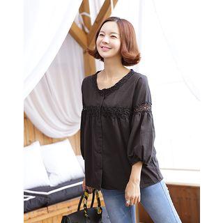 Collarless Perforated-trim Blouse