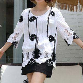 Round-neck Contrast-trim Embroidered Top Ivory - One Size