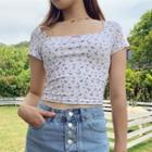 Floral Short-sleeve Square-neck Cropped T-shirt