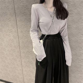 Plain Long-sleeve T-shirt / High-waist Harem Pants