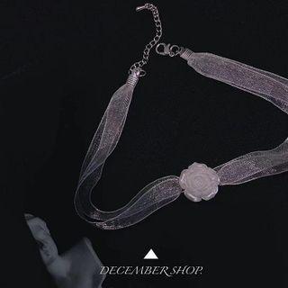Rose Ribbon Choker White - One Size