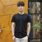 Crew-neck Contrast-trim T-shirt