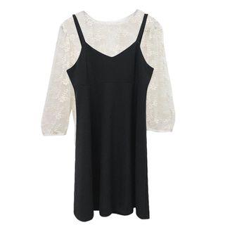 Lace 3/4-sleeve Top / V-neck Spaghetti Strap Dress