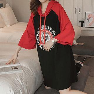 Hooded 3/4-sleeve Printed T-shirt Dress