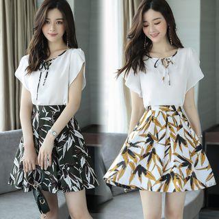 Set: Short-sleeve Top + Floral Mini A-line Skirt