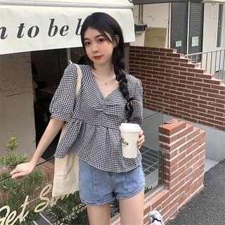 Puff-sleeve Gingham Twisted Blouse Gingham - Black & White - One Size