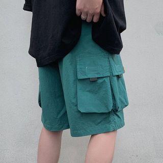 Side Pocketed Cargo Shorts