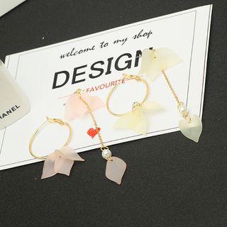Non-matching Scallop Earring