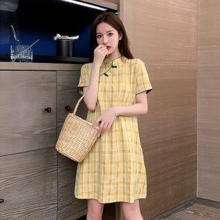 Short-sleeve Plaid Frog Buttoned A-line Dress