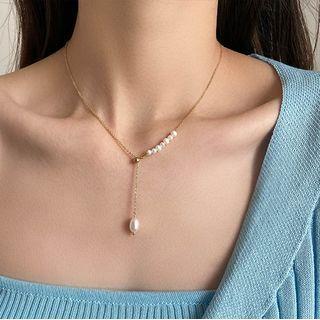 Star / Rose / Faux Pearl Pendant Necklace