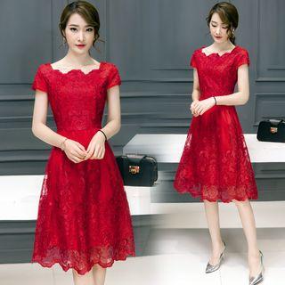 Scallop Trim Long Sleeve Midi Lace Dress