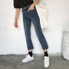 Fray Boot-cut Capri Jeans