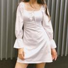 Retro Tie Strap Square-neck Long-sleeve Dress
