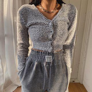 V-neck Boucl -knit Cropped Cardigan