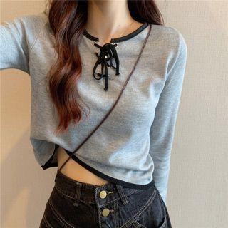 Long-sleeve Contrast Trim Lace-up Knit Crop Top