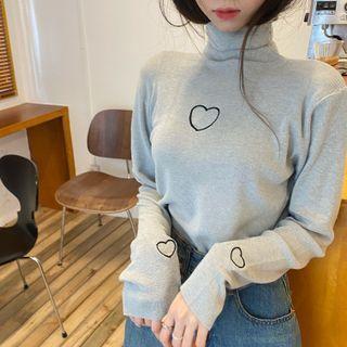 Long-sleeve Turtleneck Heart Print Top
