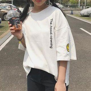 Smiley Embroidered Elbow-sleeve T-shirt