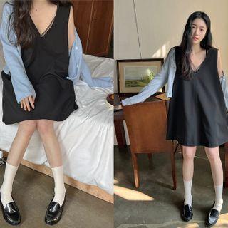 Plunge-neck Trapeze Dress