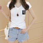 V-neck Lettering-pocket Slim-fit T-shirt
