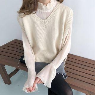 Bell-sleeve Mock Neck Blouse / V-neck Knit Vest