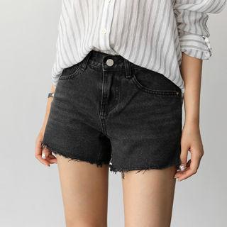 Frey-hem Slit-side Shorts