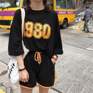Set: 3/4-sleeve Number Print T-shirt + Sweat Shorts